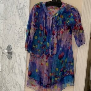 Elite tahari vintage multi colour shear top